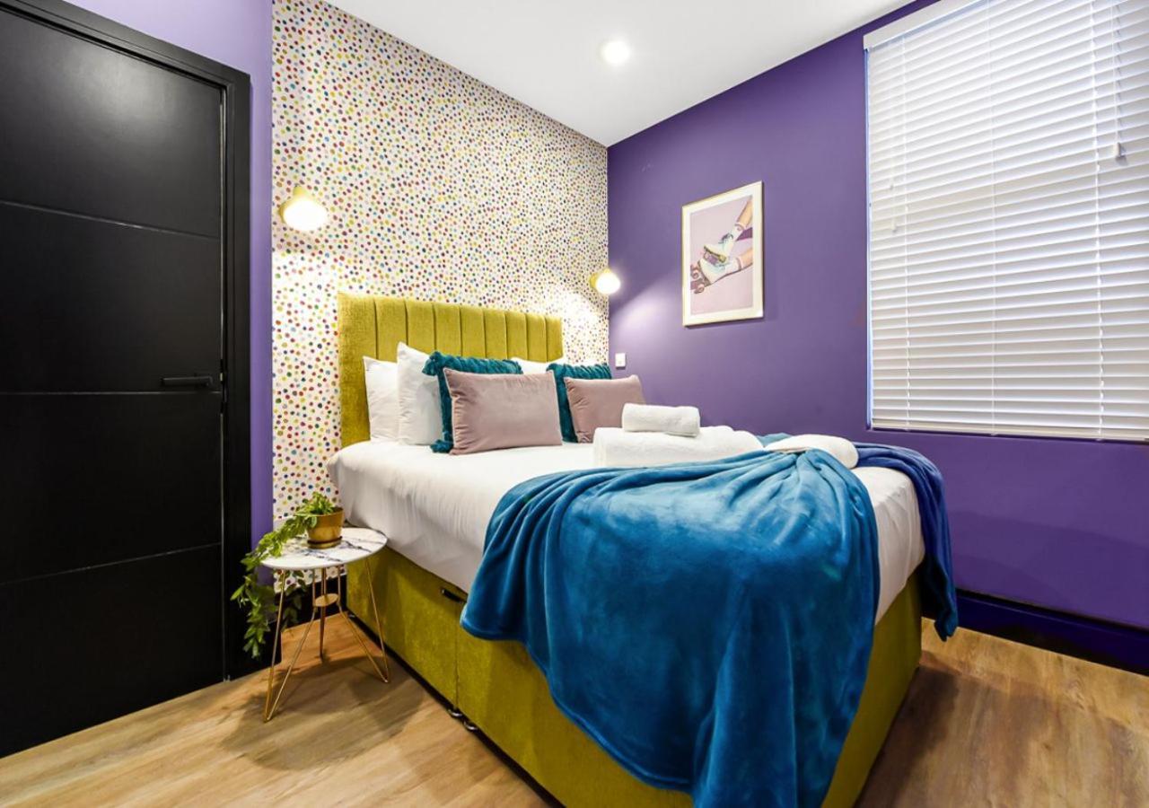 Bright & Colourful House - Best For A Large Groups London Exterior photo